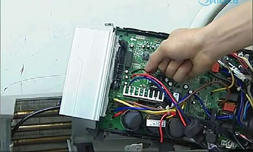 海盐美的空调电话是多少